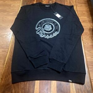 Left Point Men's Black Sweatshirts With Lion Emblem